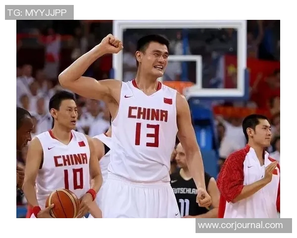 姚明从普通少年到篮球巨星的成长之路与长高记录揭秘