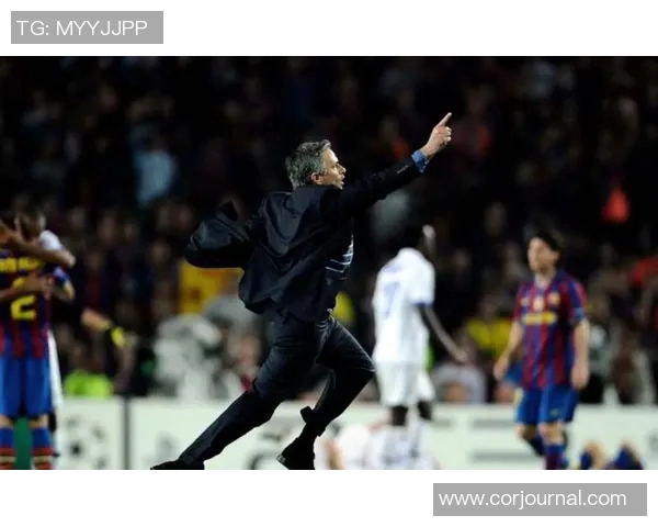 足球明星捂嘴说话视频引发热议背后的秘密与趣事揭秘 足球明星捂嘴说话视频引发热议背后的秘密与趣事揭秘